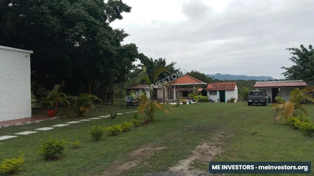 Coronado | 3 casas en un solo lote | 1,222.99 m², imagen 3